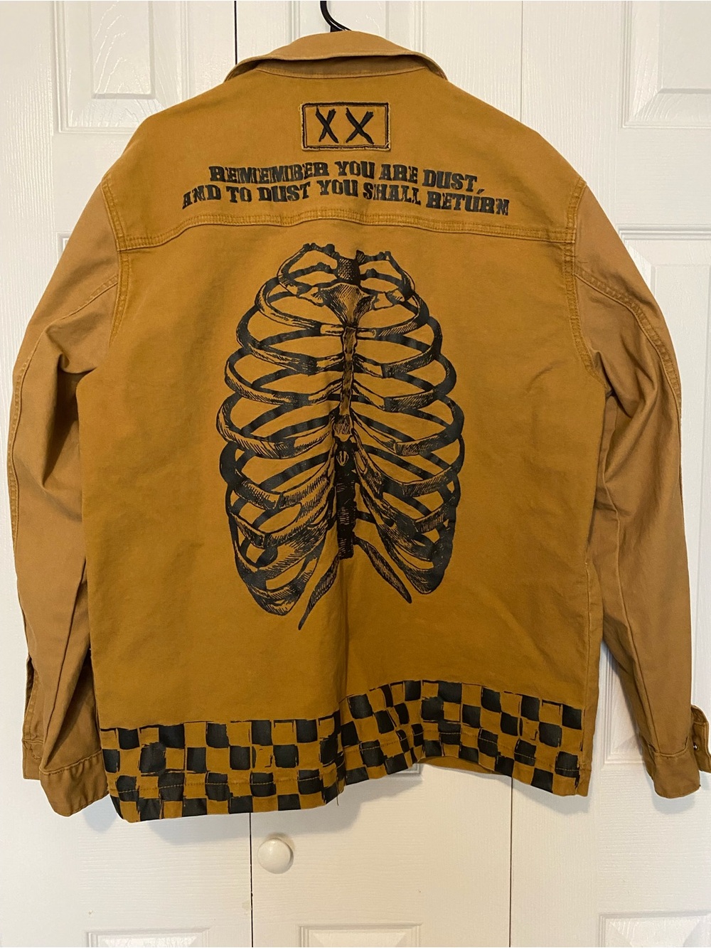 Men's Mustard Ribcage Print Lightweight  Jacket
Smoke rise
